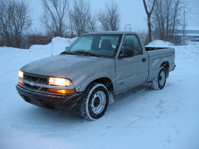 1998 Chevrolet S10 T Chairs