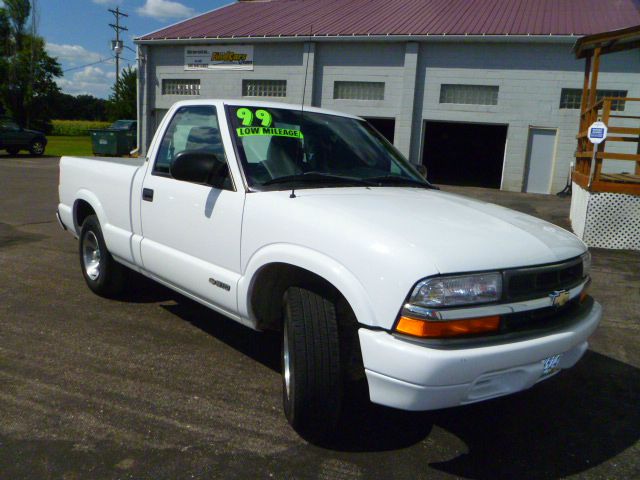 1999 Chevrolet S10 4dr SR5 V8 Auto 4WD