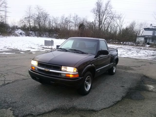 1999 Chevrolet S10 4dr SR5 V8 Auto 4WD