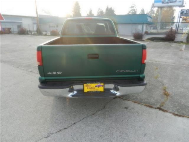 1999 Chevrolet S10 XLT 2WD