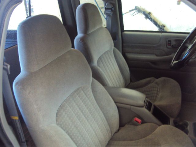 1999 Chevrolet S10 Handicap Lift And Control Leg 1 Owner