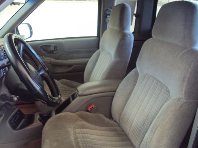 1999 Chevrolet S10 Handicap Lift And Control Leg 1 Owner