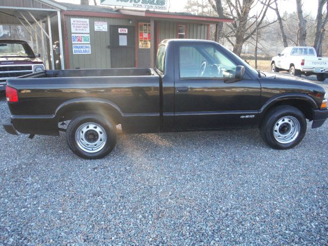 1999 Chevrolet S10 4dr Sdn Auto GLS w/XM