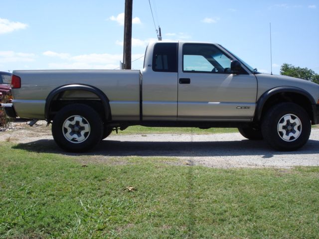2000 Chevrolet S10 Handicap Lift And Control Leg 1 Owner