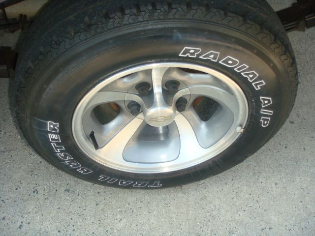 2000 Chevrolet S10 4dr Sdn Auto GLS w/XM