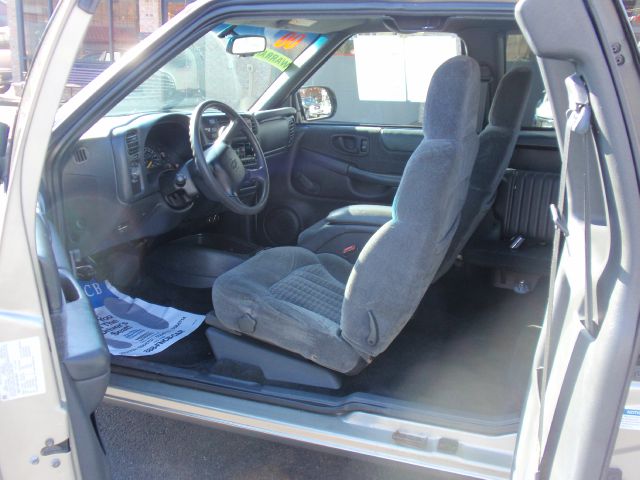 2000 Chevrolet S10 Signature Premium