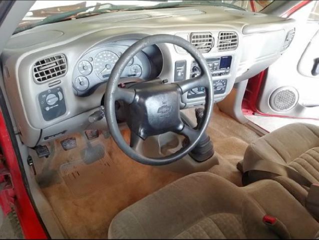 2000 Chevrolet S10 4dr SR5 V8 Auto 4WD