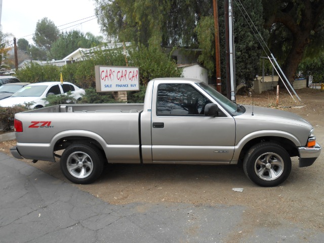 2000 Chevrolet S10 4dr SR5 V8 Auto 4WD