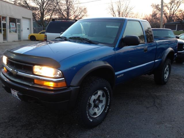 2000 Chevrolet S10 Unknown