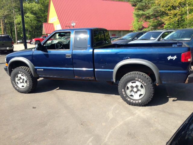 2000 Chevrolet S10 Handicap Lift And Control Leg 1 Owner
