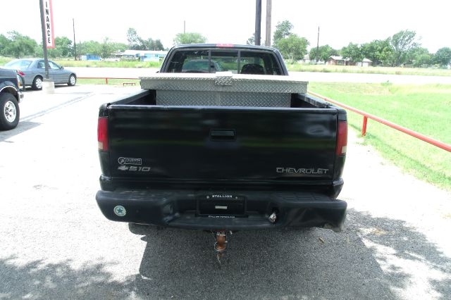 2000 Chevrolet S10 Signature Premium