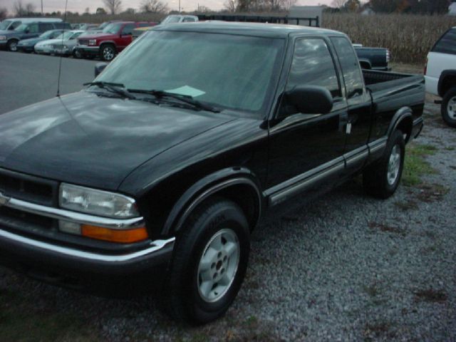 2000 Chevrolet S10 Signature Premium