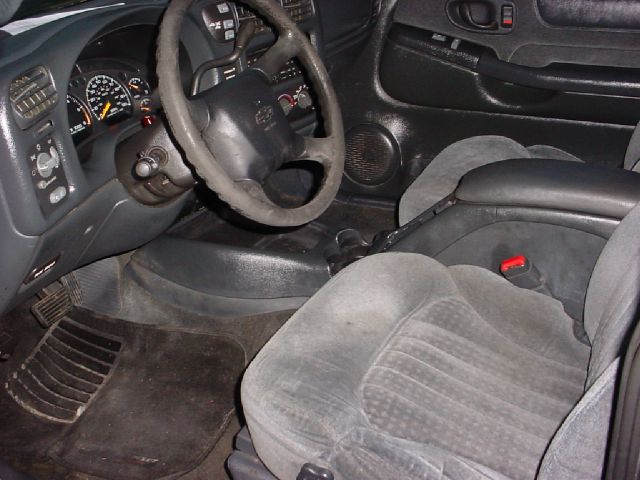 2000 Chevrolet S10 Signature Premium