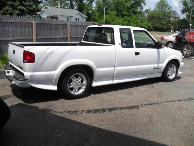 2000 Chevrolet S10 Crew Cab 4WD