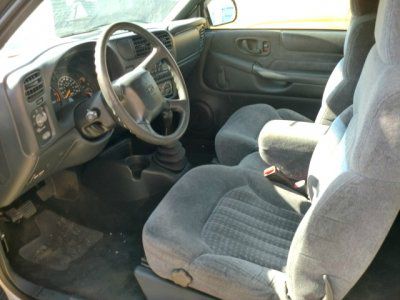 2000 Chevrolet S10 4dr Sdn Auto GLS w/XM