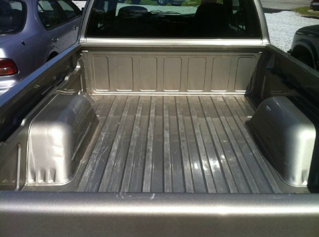 2000 Chevrolet S10 4dr Sdn Auto GLS w/XM