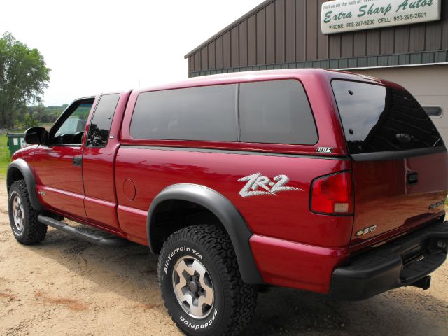 2000 Chevrolet S10 3.5 SE Coupe