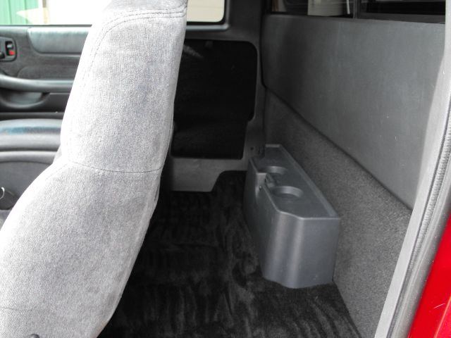 2000 Chevrolet S10 3.5 SE Coupe