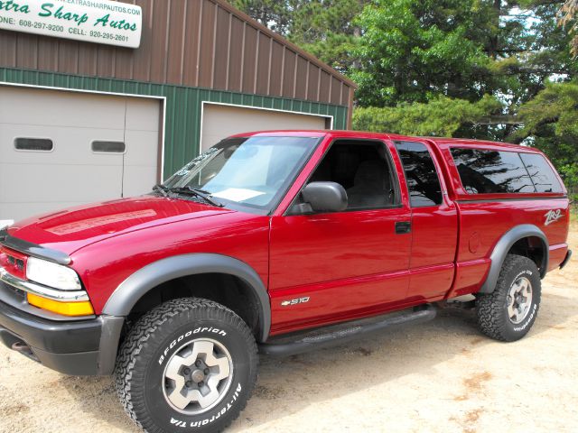 2000 Chevrolet S10 3.5 SE Coupe
