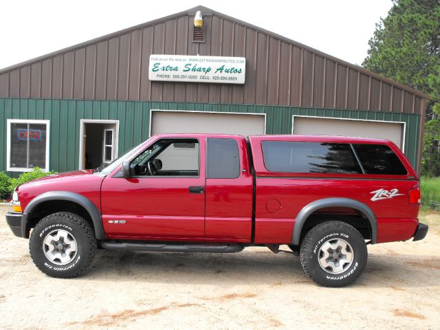 2000 Chevrolet S10 3.5 SE Coupe