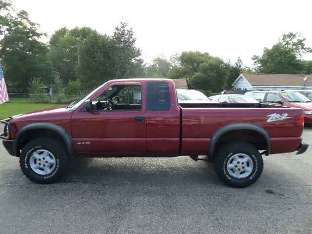 2000 Chevrolet S10 GTOS WGN GLT W/sunroof