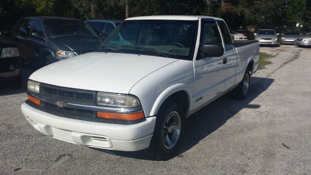 2000 Chevrolet S10 4dr Sdn Auto GLS w/XM