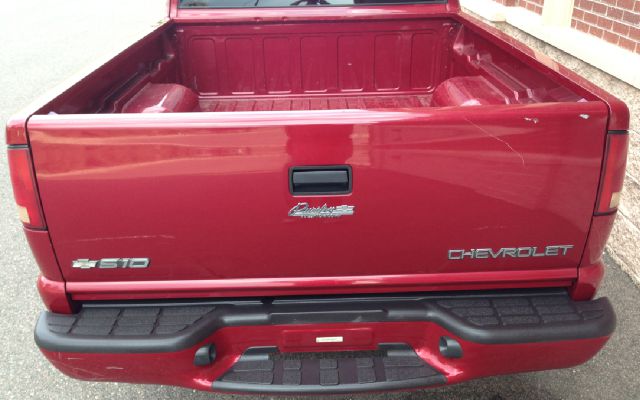 2000 Chevrolet S10 Signature Premium