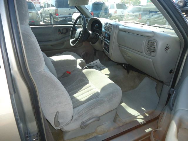 2000 Chevrolet S10 4dr SR5 V8 Auto 4WD