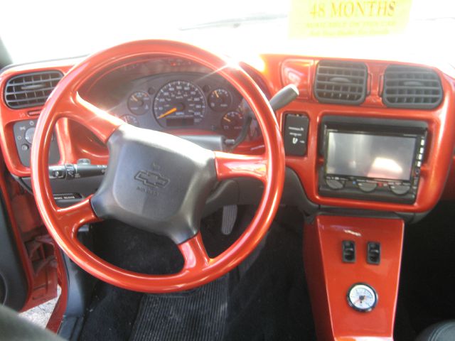 2000 Chevrolet S10 4dr Sdn Auto GLS w/XM