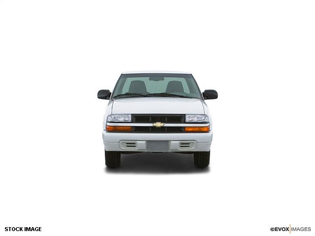 2000 Chevrolet S10 Unknown