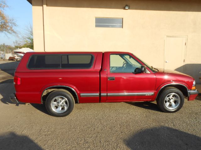 2000 Chevrolet S10 4dr SR5 V8 Auto 4WD