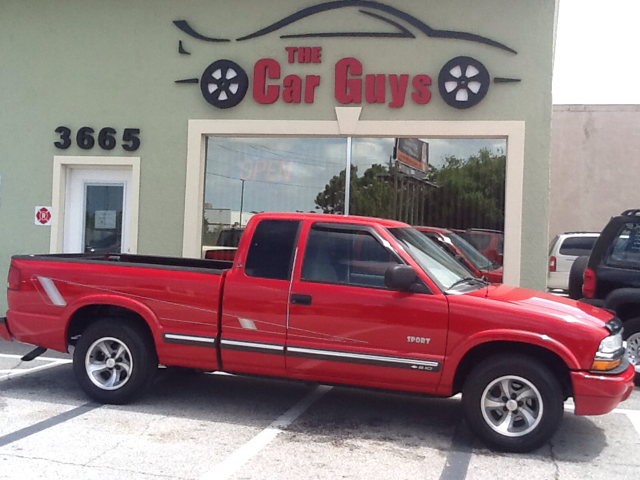 2001 Chevrolet S10 4dr Sdn Auto GLS w/XM