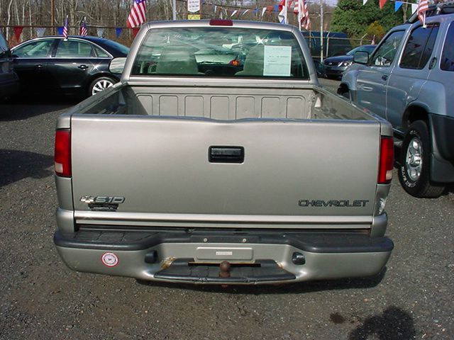 2001 Chevrolet S10 Unknown