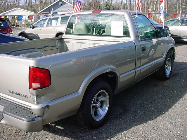 2001 Chevrolet S10 Unknown