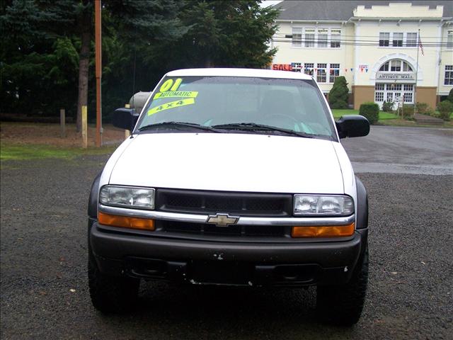2001 Chevrolet S10 Unknown