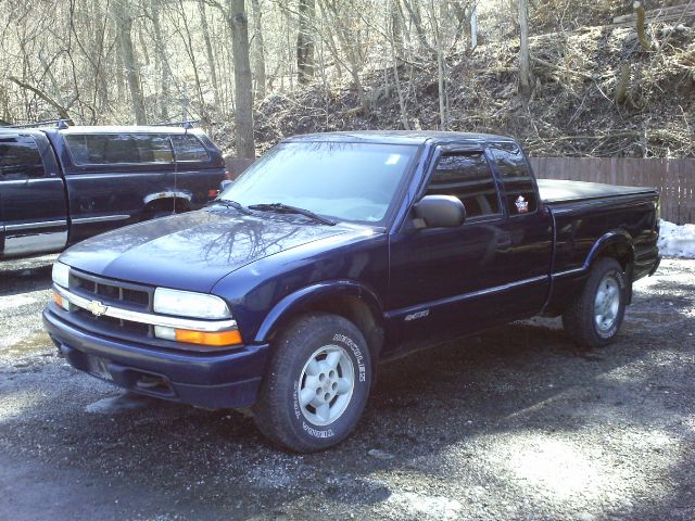2001 Chevrolet S10 Handicap Lift And Control Leg 1 Owner