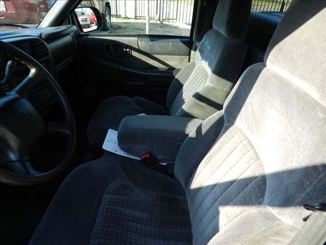 2001 Chevrolet S10 Unknown