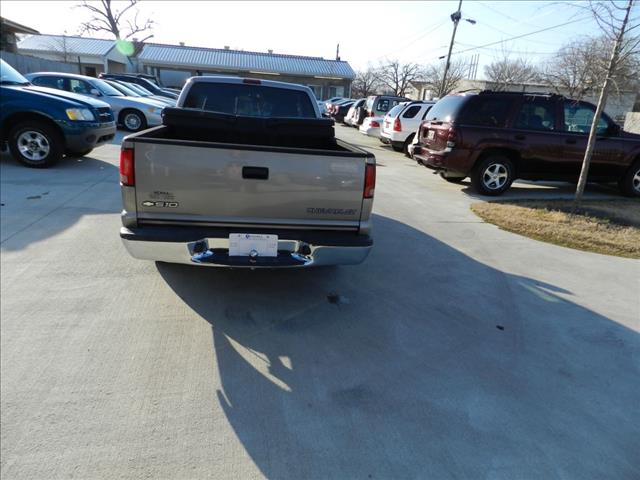 2001 Chevrolet S10 Unknown