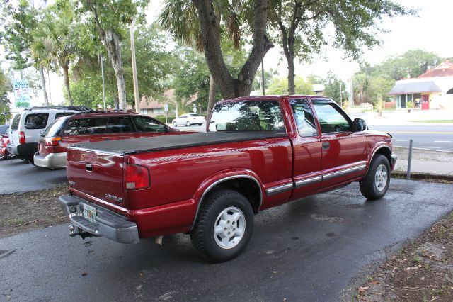 2001 Chevrolet S10 Handicap Lift And Control Leg 1 Owner