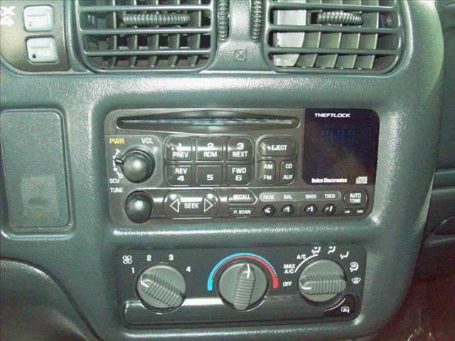 2001 Chevrolet S10 Overland 4X4 (eldora)