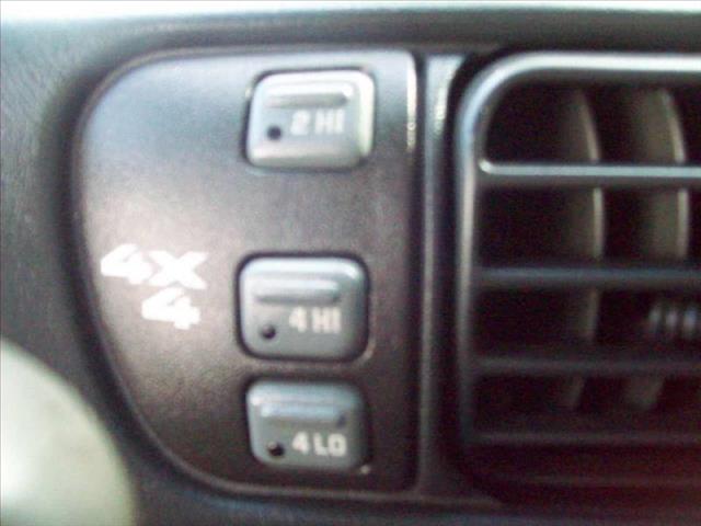 2001 Chevrolet S10 Overland 4X4 (eldora)