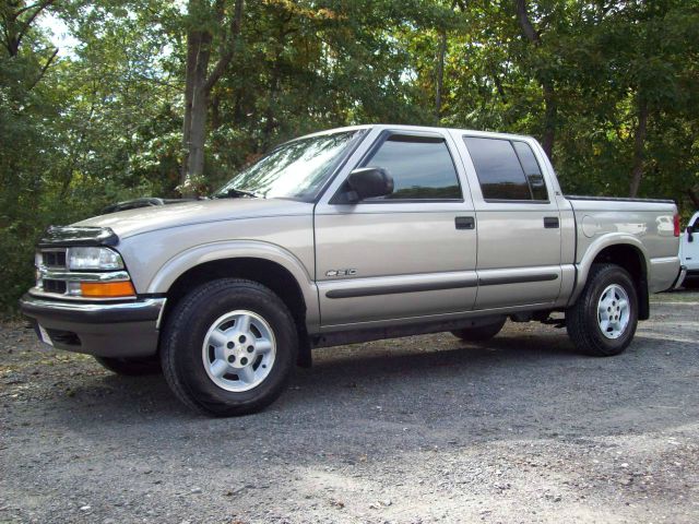 2001 Chevrolet S10 Overland 4X4 (eldora)