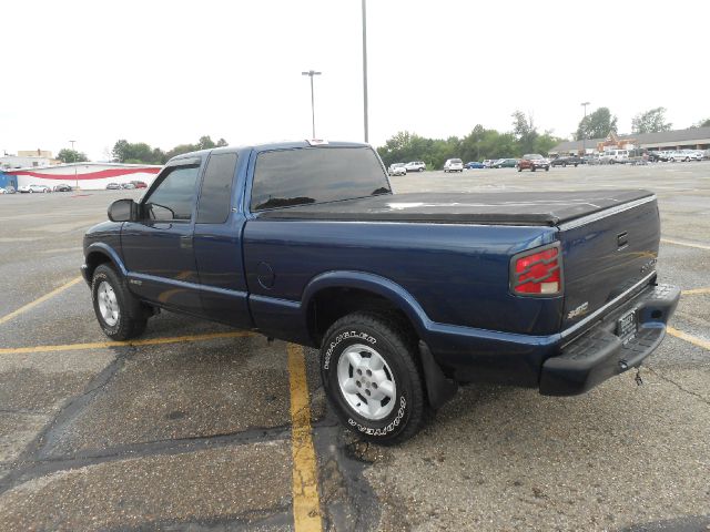 2002 Chevrolet S10 Handicap Lift And Control Leg 1 Owner