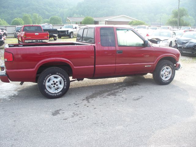 2002 Chevrolet S10 Handicap Lift And Control Leg 1 Owner