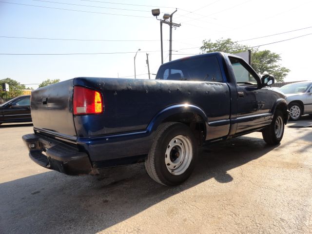 2002 Chevrolet S10 4wd