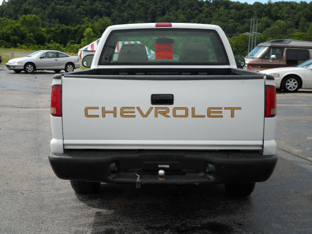2002 Chevrolet S10 4wd