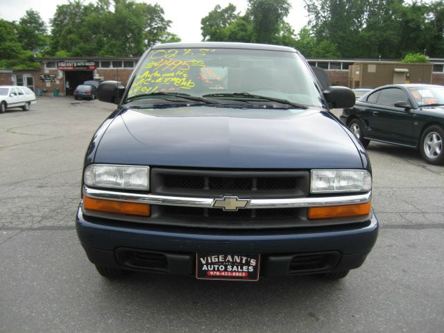 2002 Chevrolet S10 4dr Sdn Auto GLS w/XM