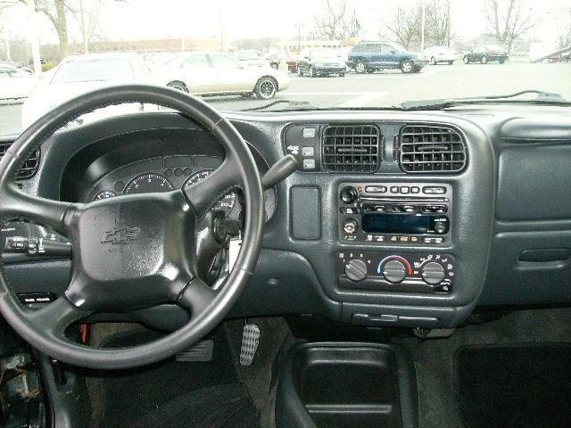 2003 Chevrolet S10 SLS Extra CAB