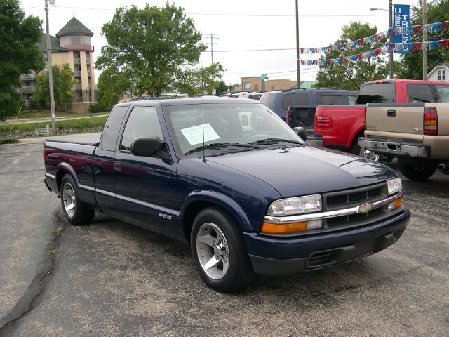 2003 Chevrolet S10 4dr Sdn Auto GLS w/XM