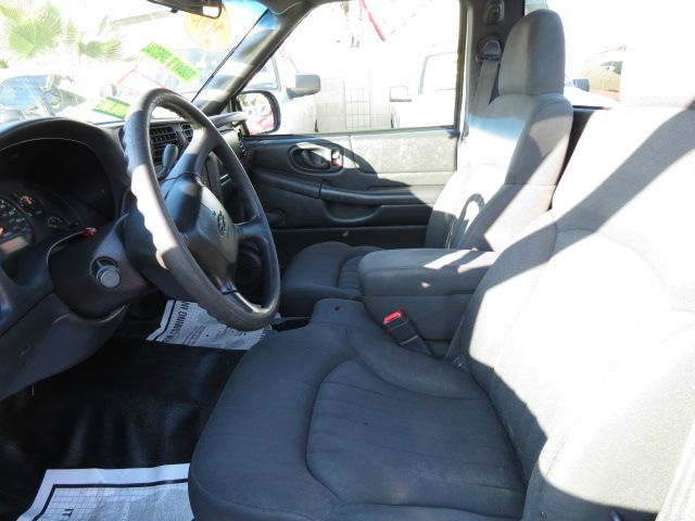 2003 Chevrolet S10 4wd